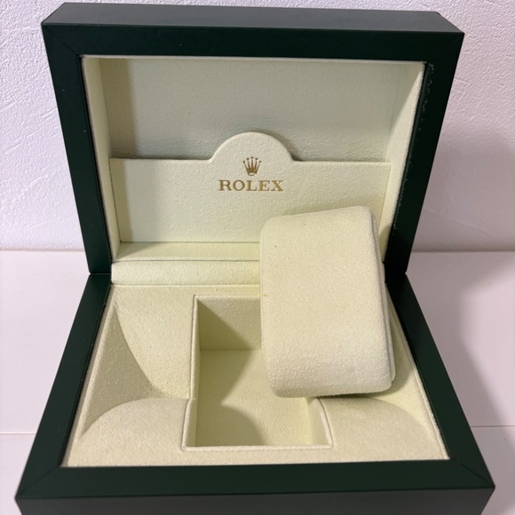 Rolex Empty Box size M - Authenticated - Picture 13 of 13